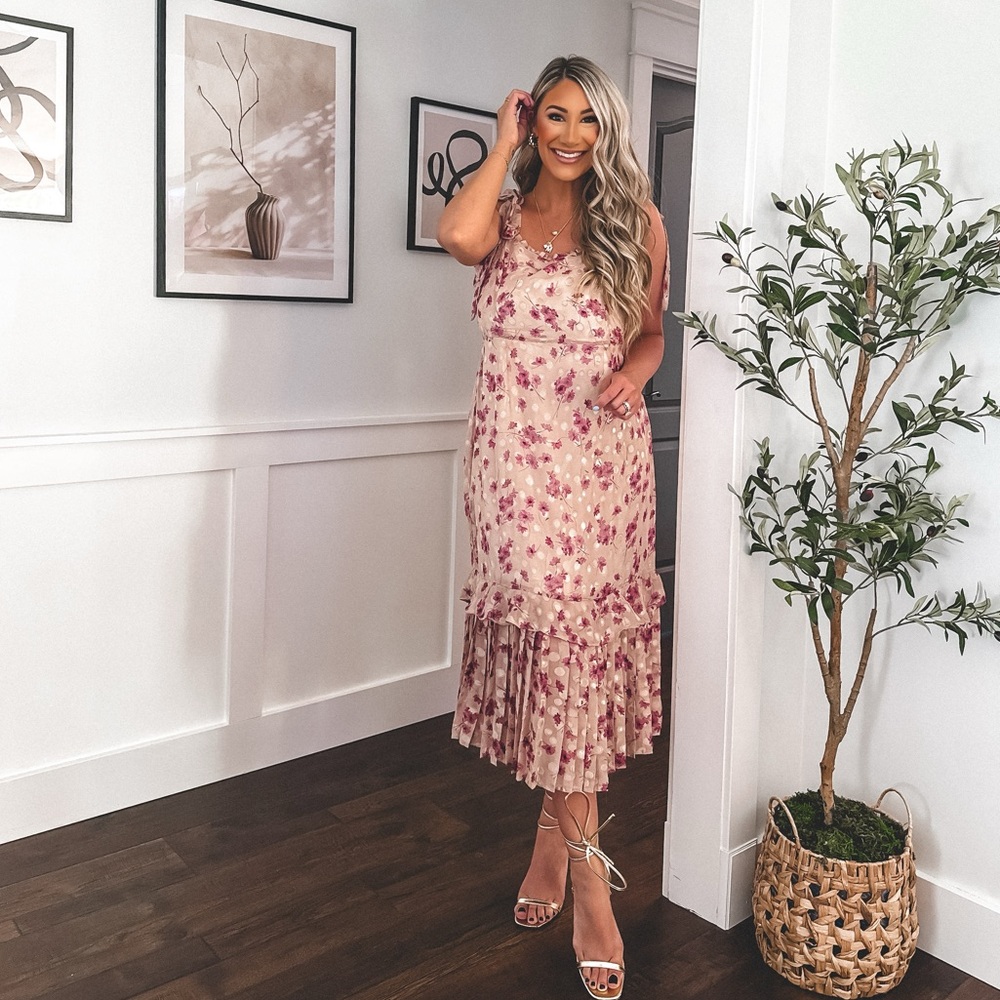 Lulu’s Floral Midi Cocktail Dress